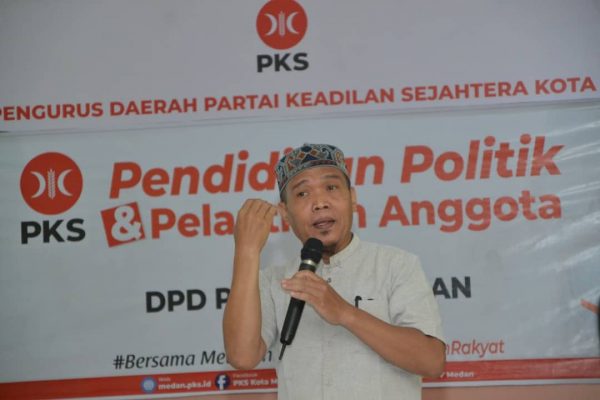 FOTO: DPD PKS Kota Medan Selenggarakan Pendidikan Politik dan Pelantikan Anggota